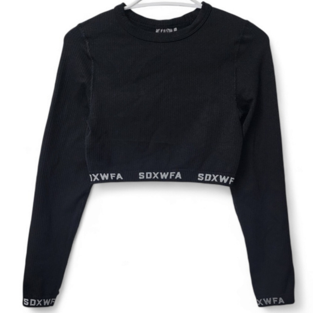 Sarah’s Day x White Fox Boutique Seamless Long Sleeve Crop Top - Picture 2 of 5